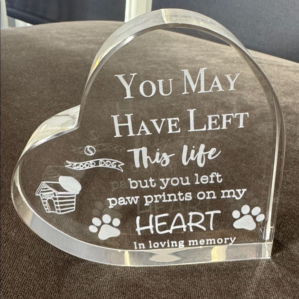 Pet Dog Memorial Acrylic Heart in Gift Box
For the Loss of a Pet NEW